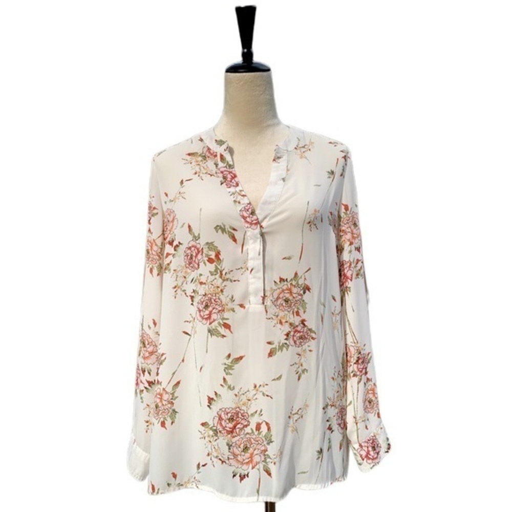Rose & Olive Floral Relaxed Tunic Top V-neck Medium‎ Girly Feminine Boho Chic
